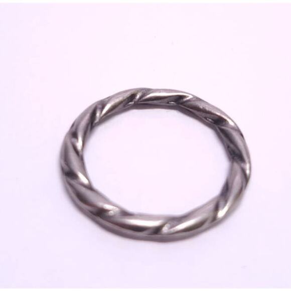 Vintage Ring Size 4.5-5 Pinky Midi Kids Small Twisted New Old Stock Silver Tone - Picture 1 of 1